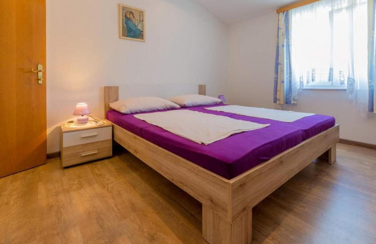 Navy Apartments Jadranovo Luaran gambar