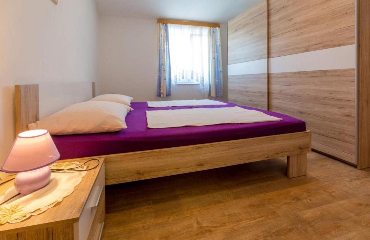 Navy Apartments Jadranovo Luaran gambar