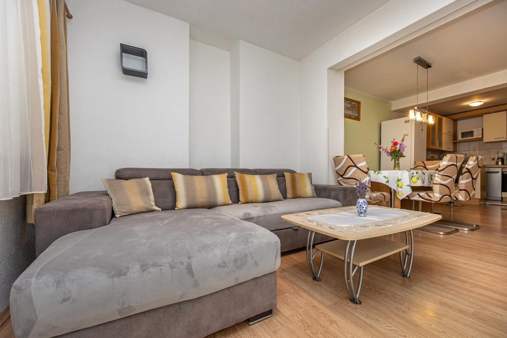 Navy Apartments Jadranovo Luaran gambar